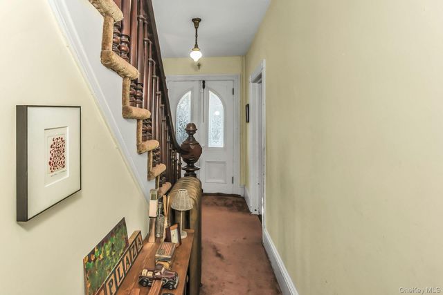 64 Bryant Avenue, Roslyn Harbor, NY 11576