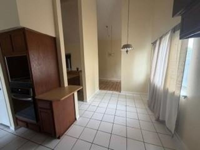 7822 Chasecreek Drive, Houston, TX 77489