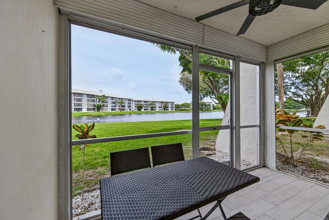 9420 Poinciana Place 108, Davie, FL 33324