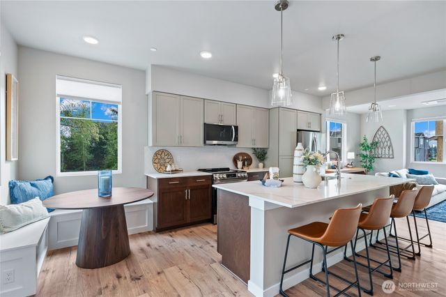 14424 Madison Way #G1, Lynnwood, WA 98087