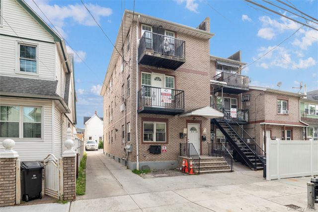 9552 112th Street, Richmond Hill S., NY 11419