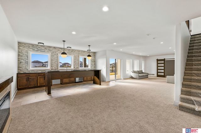 10231 Starlight Bay, Lincoln, NE 68527