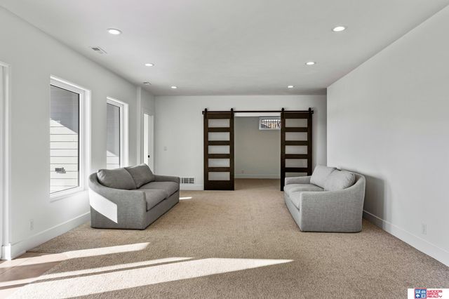 10231 Starlight Bay, Lincoln, NE 68527
