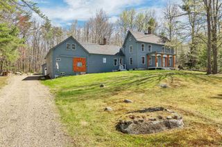 403 Governor Wentworth Highway, Tuftonboro, NH 03254