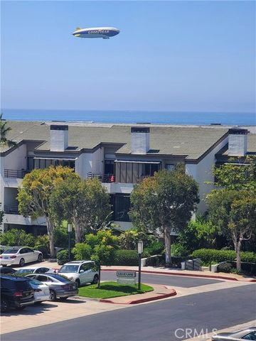 240 Nice 207, Newport Beach, CA 92663