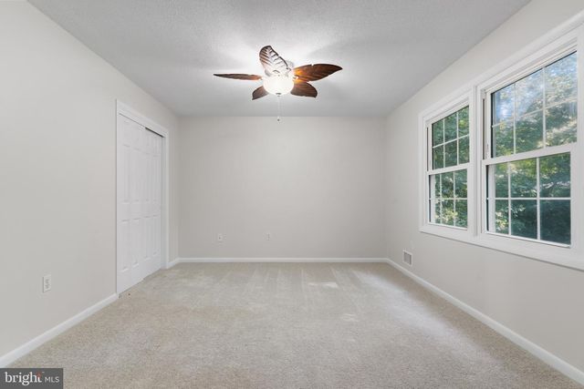 8819 LAFAYETTE DR, Owings, MD 20736