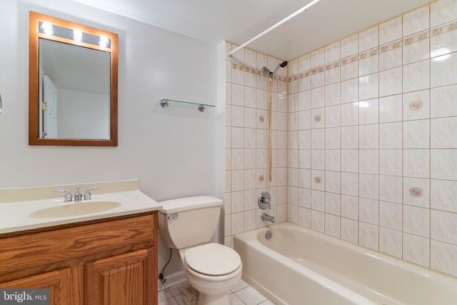 8819 LAFAYETTE DR, Owings, MD 20736