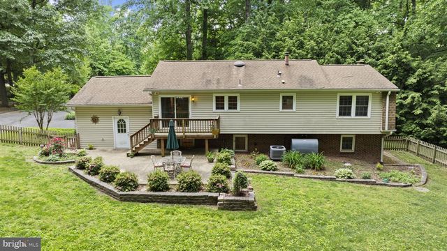 8819 LAFAYETTE DR, Owings, MD 20736