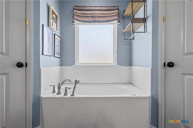 248 Rabbit Shadow Trail, Whitney, TX 76692