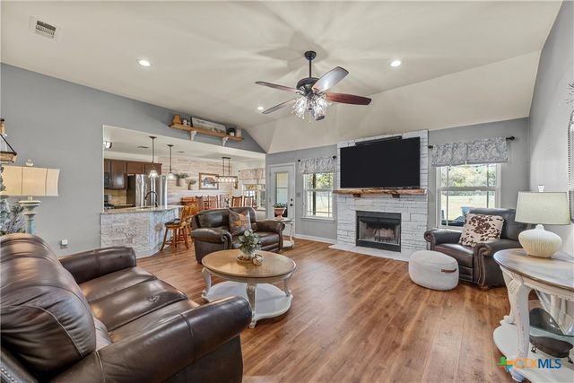 248 Rabbit Shadow Trail, Whitney, TX 76692