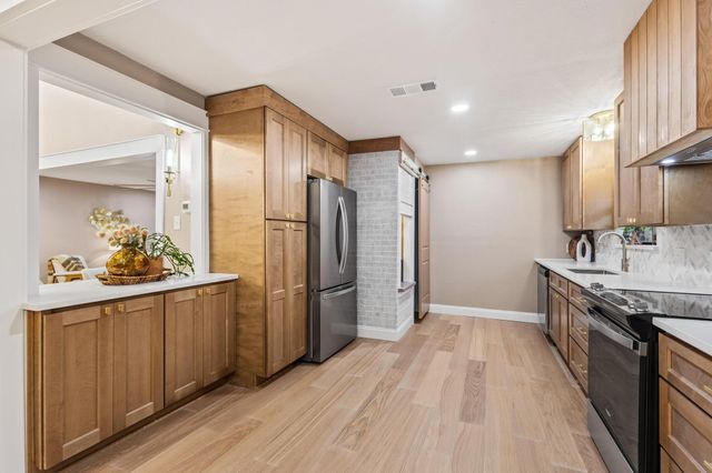 2214 Rex Cruse Drive, Sherman, TX 75092