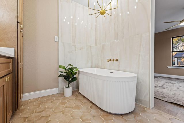 2214 Rex Cruse Drive, Sherman, TX 75092