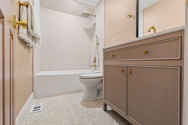 2214 Rex Cruse Drive, Sherman, TX 75092