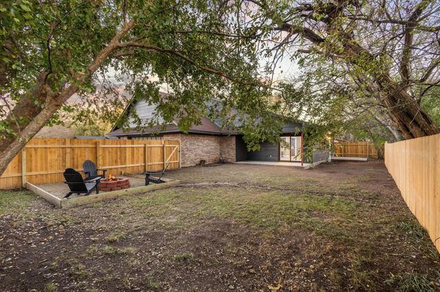 2214 Rex Cruse Drive, Sherman, TX 75092