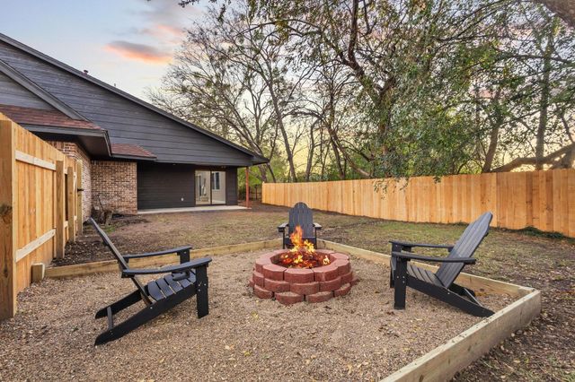 2214 Rex Cruse Drive, Sherman, TX 75092