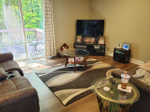 111 Depot Hill Court, Allegan City, MI 49010