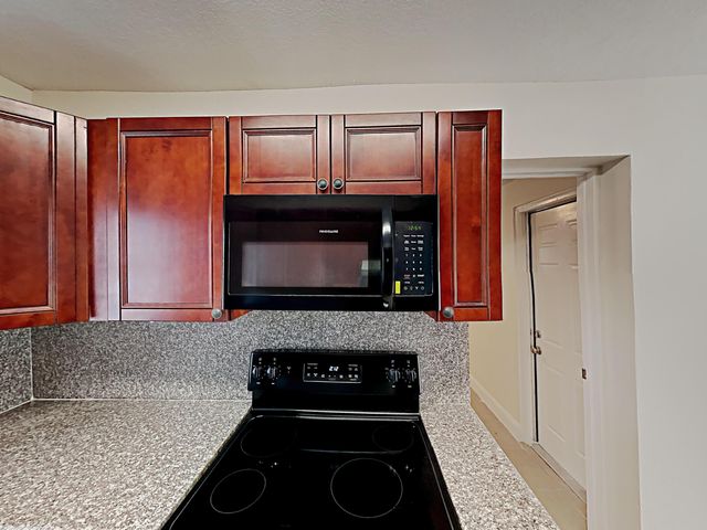 1230 SW 6th Way, Deerfield Beach, FL 33441