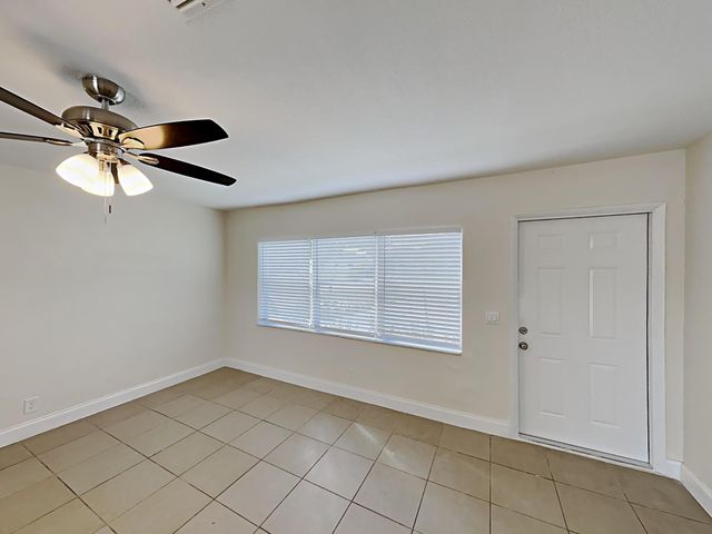 1230 SW 6th Way, Deerfield Beach, FL 33441