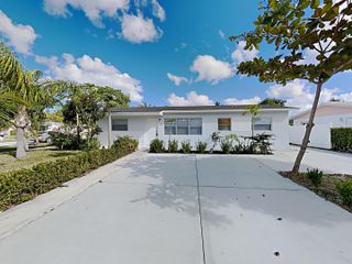 1230 SW 6th Way, Deerfield Beach, FL 33441