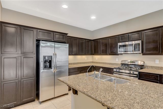 7963 Cape Brett Street, Las Vegas, NV 89131