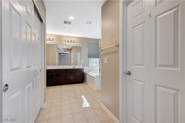 7963 Cape Brett Street, Las Vegas, NV 89131