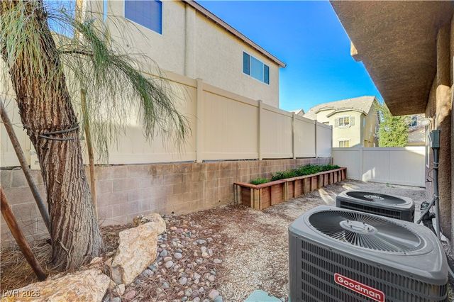 7963 Cape Brett Street, Las Vegas, NV 89131