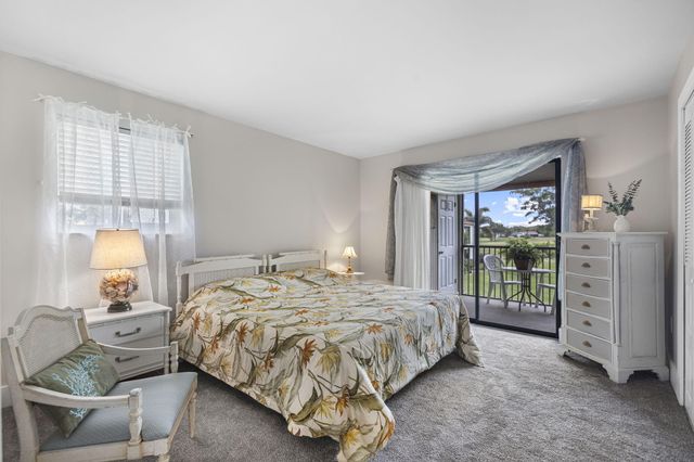5433 SE Miles Grant Road 201, Stuart, FL 34997