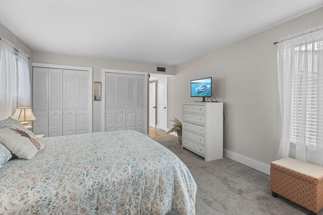 5433 SE Miles Grant Road 201, Stuart, FL 34997