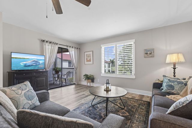 5433 SE Miles Grant Road 201, Stuart, FL 34997