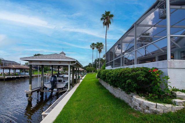 12 CLOVERDALE COURT S, Palm Coast, FL 32137