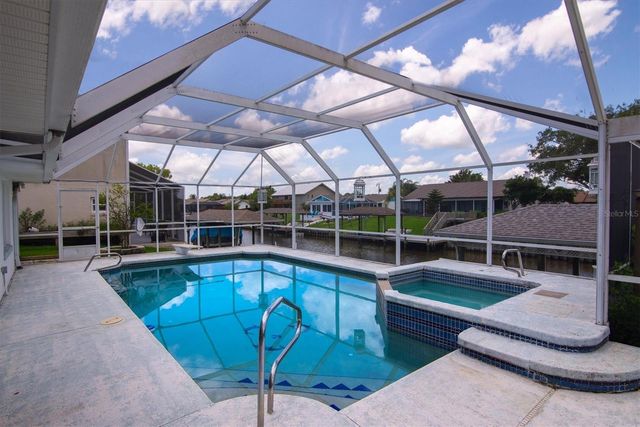 12 CLOVERDALE COURT S, Palm Coast, FL 32137
