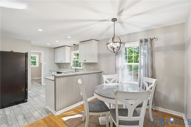 9154 Avondale Dr, Mechanicsville, VA 23116