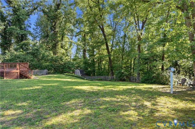 9154 Avondale Dr, Mechanicsville, VA 23116