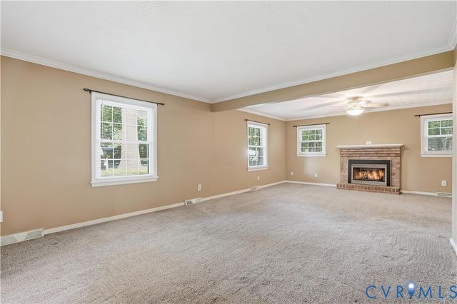 9154 Avondale Dr, Mechanicsville, VA 23116