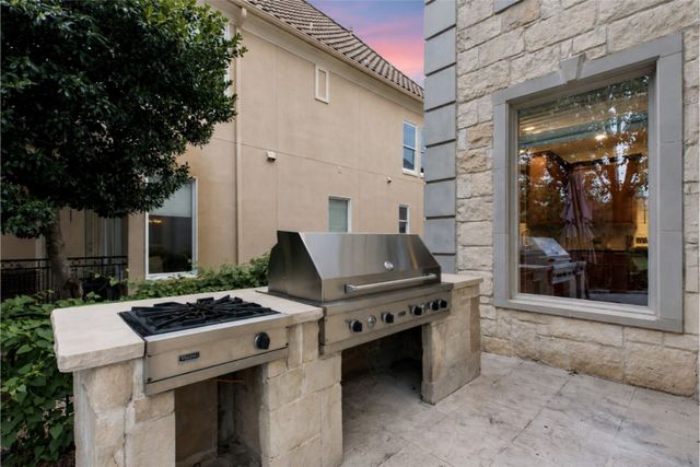 4616 Windsor Ridge Drive, Irving, TX 75038