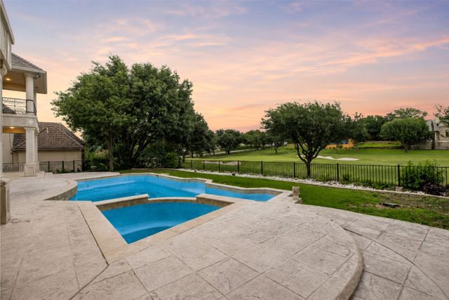 4616 Windsor Ridge Drive, Irving, TX 75038