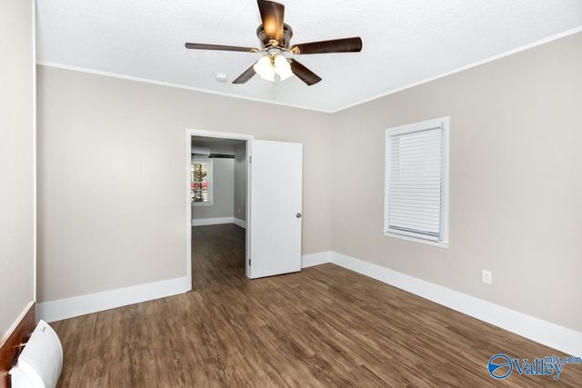 512 Oshaughnessy Avenue NE, Huntsville, AL 35801