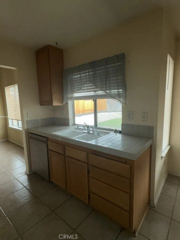 14080 Rogers Lane, Victorville, CA 92392