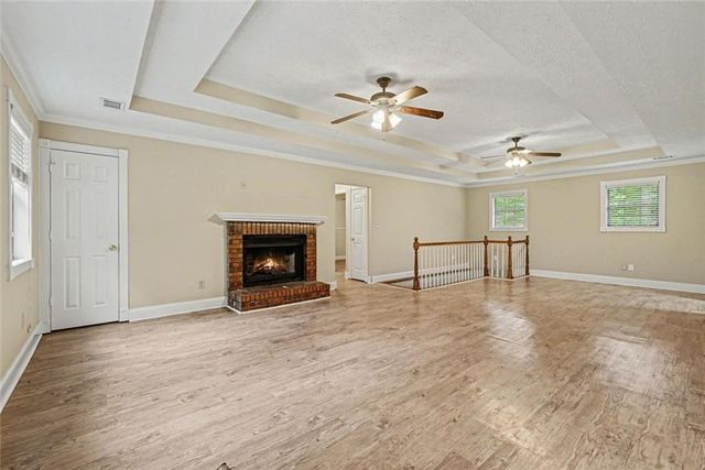 415 Grist Mill Drive E, Acworth, GA 30101