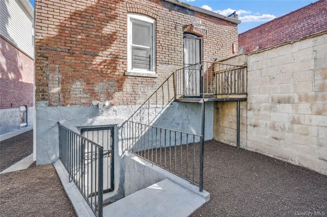 157-12 110th Avenue, Jamaica, NY 11433