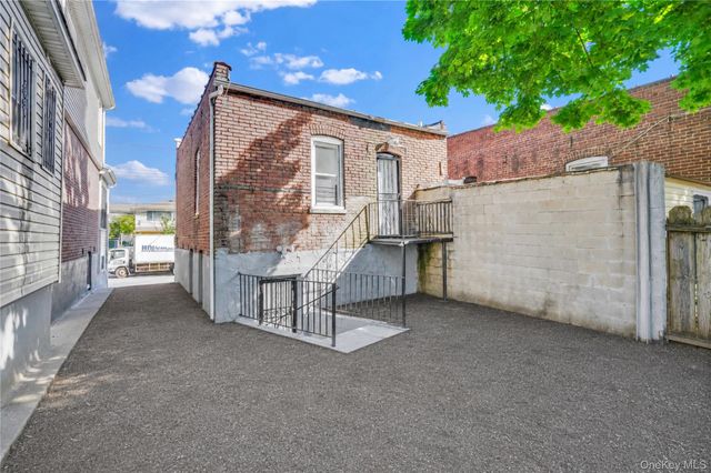 157-12 110th Avenue, Jamaica, NY 11433