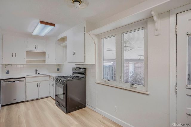 7944 W 17th Avenue, Lakewood, CO 80214