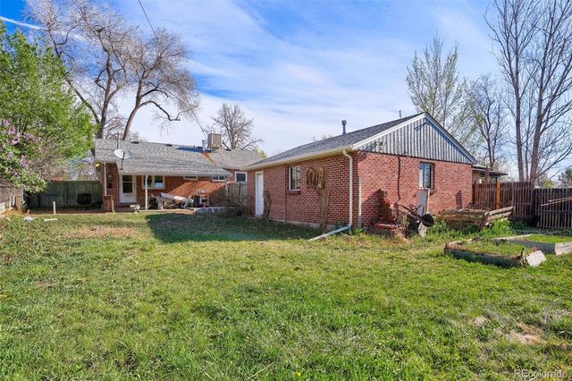 7944 W 17th Avenue, Lakewood, CO 80214