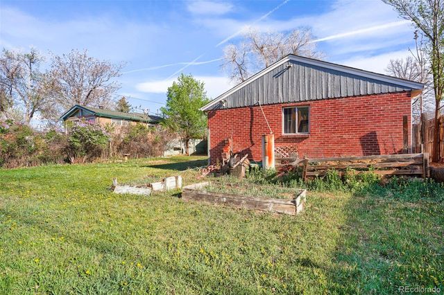 7944 W 17th Avenue, Lakewood, CO 80214