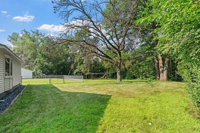 1200 89th Avenue NE, Blaine, MN 55434