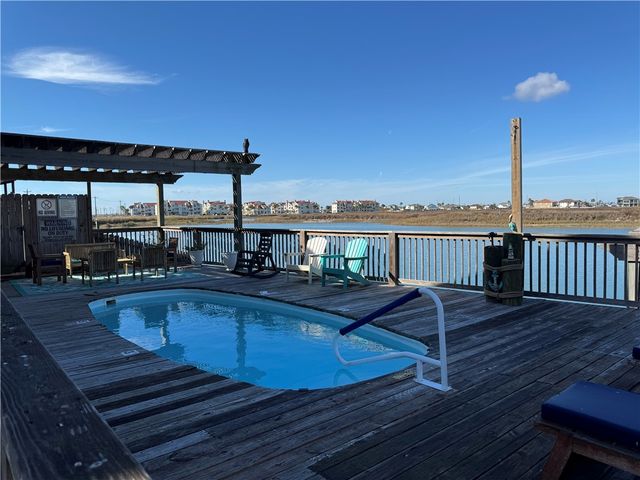 15217 LEEWARD Dr 4B, Corpus Christi, TX 78418