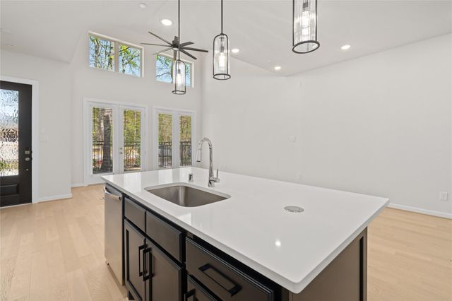 2638 Woodforest Parkway N, Montgomery, TX 77316