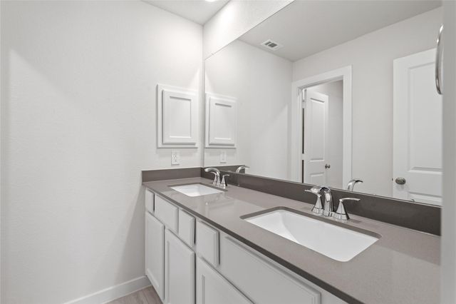 2638 Woodforest Parkway N, Montgomery, TX 77316