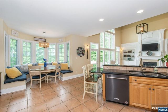 7 Briscoe, Ringwood, NJ 07456