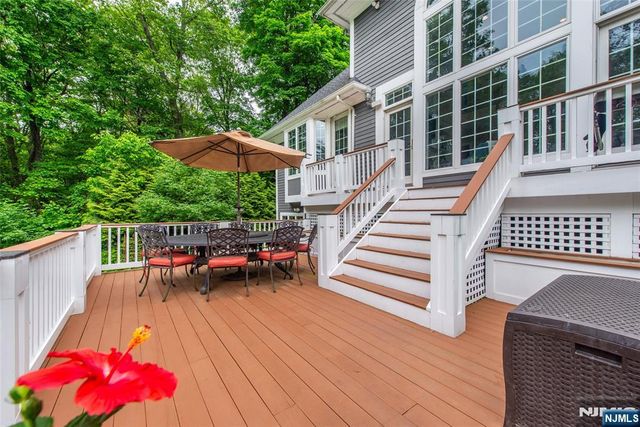 7 Briscoe, Ringwood, NJ 07456